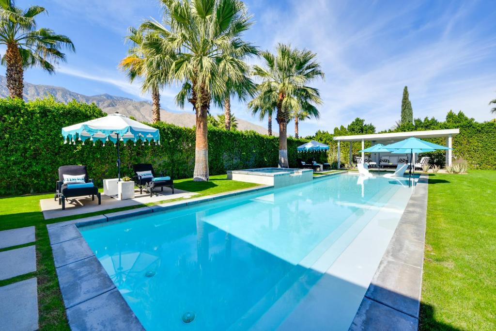 Palm Springs House | Mtn Views and Outdoor Oasis Palm Springs Home!