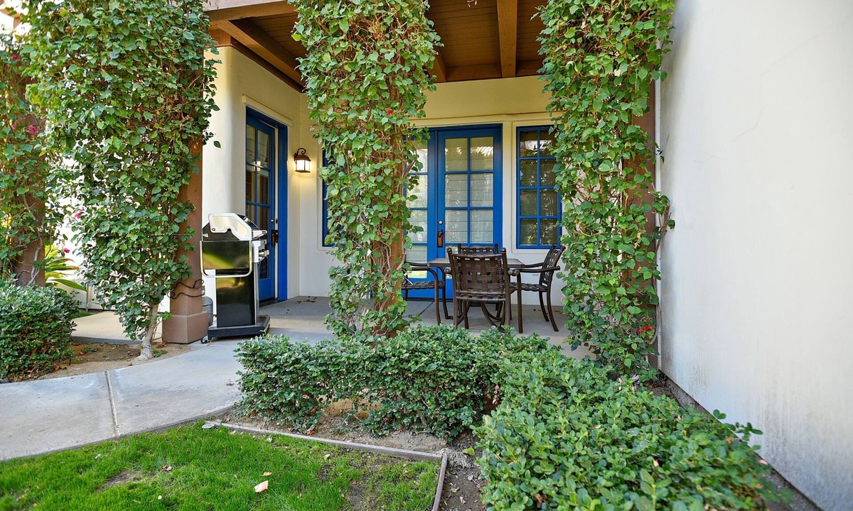 La Quinta Condo | Near Pool! Luxurious 1-Bedroom Villa near Clubhouse, Pet Friendly! - (L12)