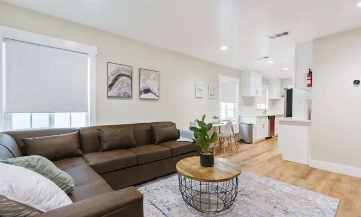 San Gabriel House | New Remodel, Prime Location, 25-min to Hollywood