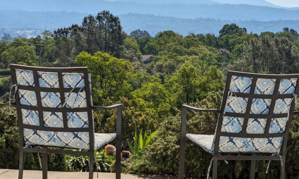 Mariposa House | New! 🌟 Stunning Views 🌟 Yosemite Hilltop Heaven