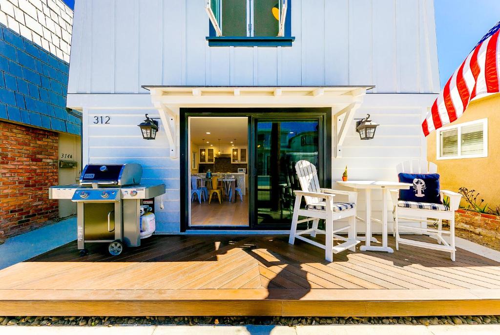 West Newport House | Newport Beach Chic I & II