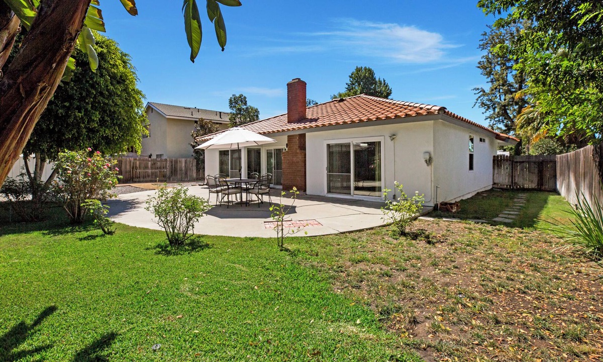 Mission Viejo House | No Stairs w/Yard & EV Charger (Olive Perch)