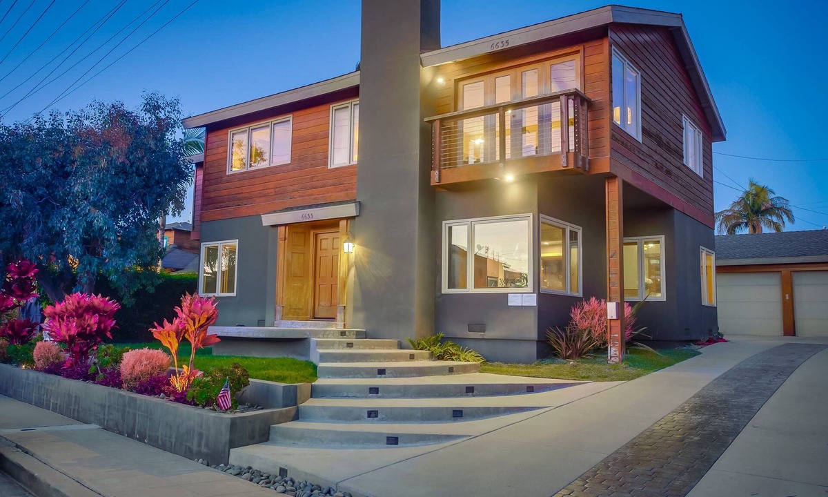 Coastal Bliss La Jolla | Beach Barber Tract