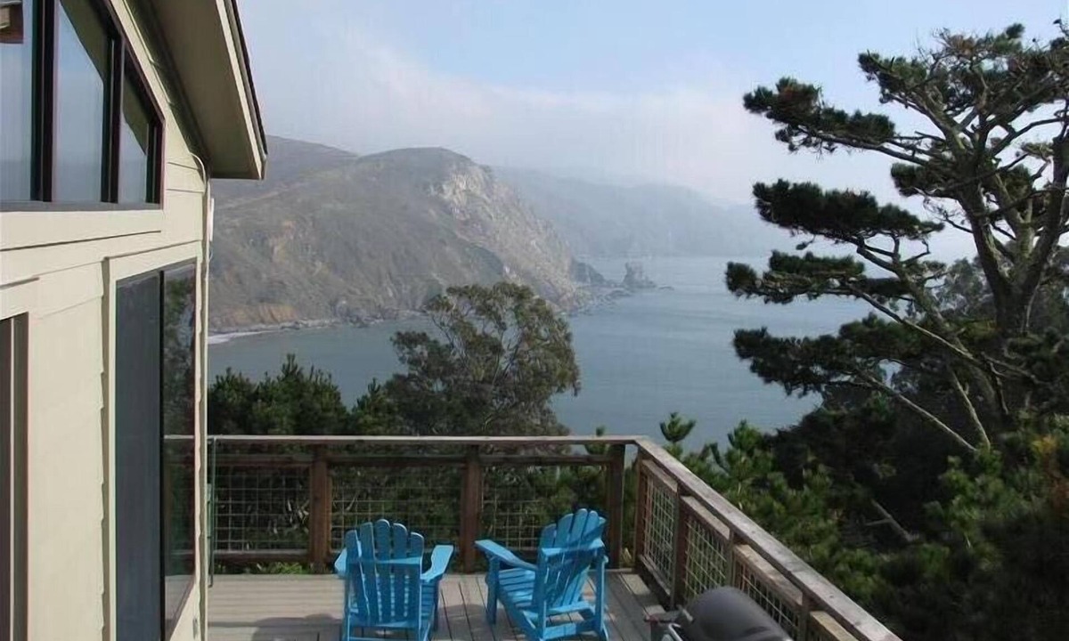 Muir Beach House | Ocean views from every room!