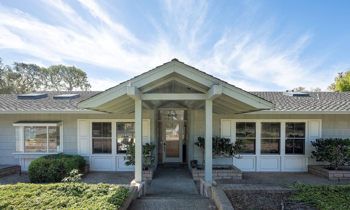 Pebble Beach House | Off 17 Mile Drive Near the Lodge with Ocean Views