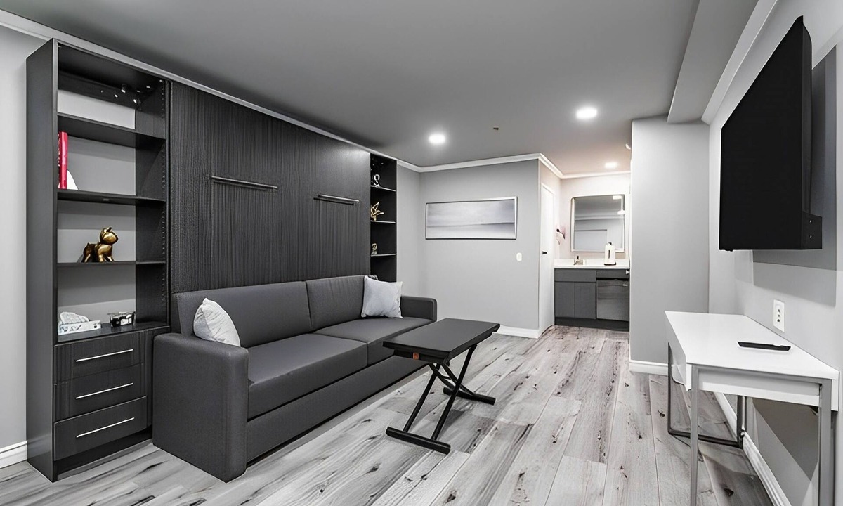 Alhambra Hotel | Omeo Suites