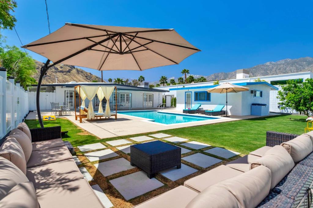 Araby Commons House | Palm Springs Mountainside Paradise