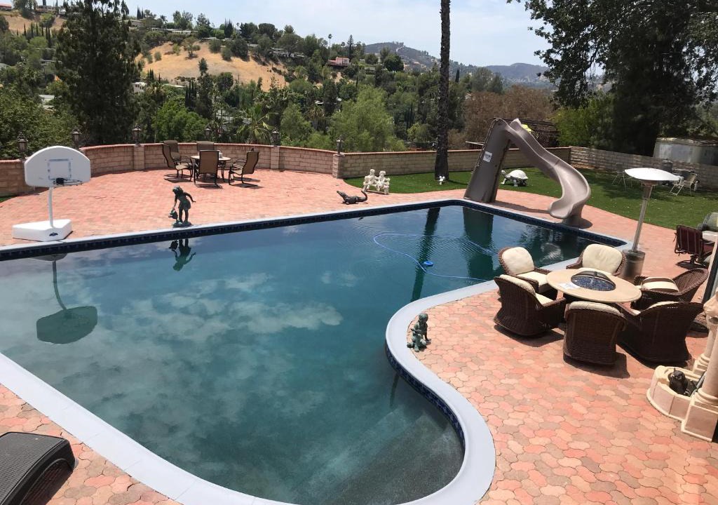 Woodland Hills House | paradise luxury experience