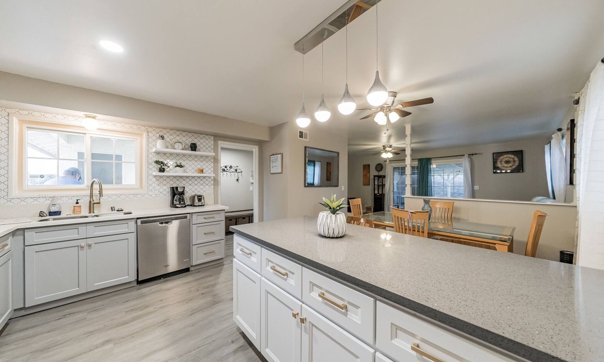 Canyon Country House | Peaceful, Remodeled, 3Bdrm/2Ba Santa Clarita Home