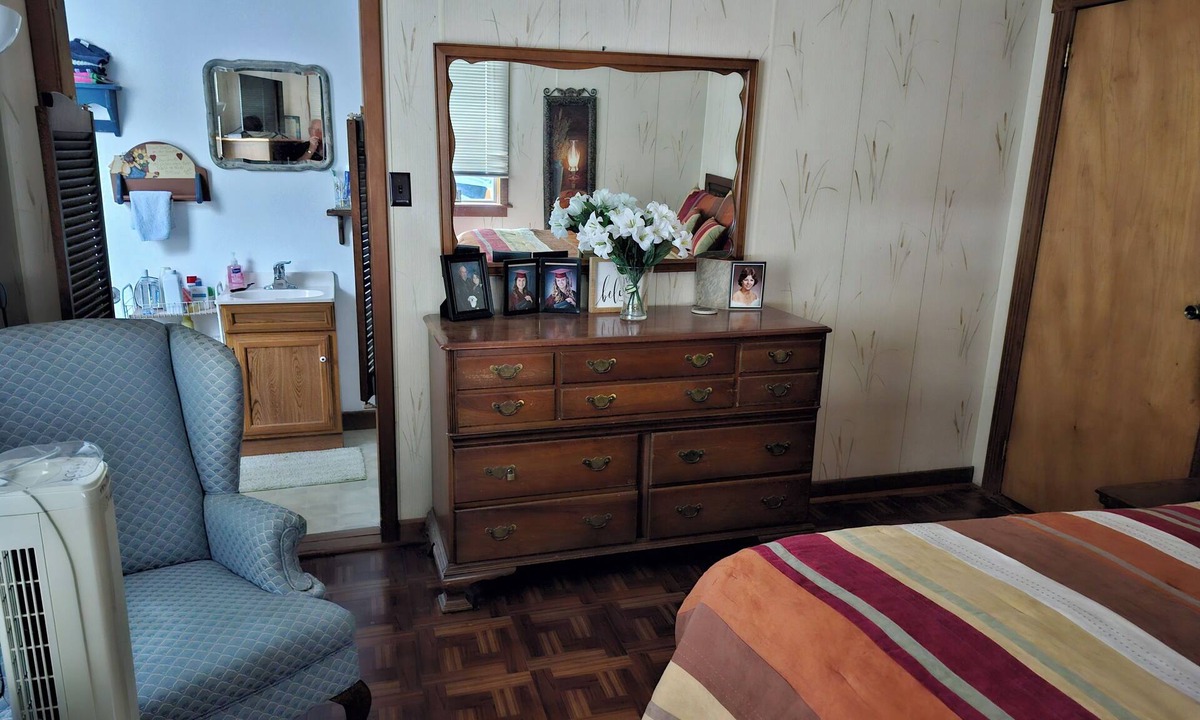 Bridgeville Bed & Breakfast | Pepperwood Falls, unique,charming, and a memorable stay