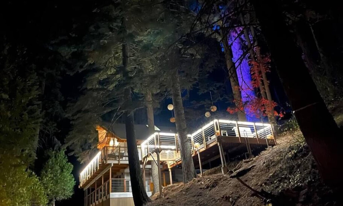 Springville House | Perfection: Private Giant Sequoias, 100 Mile Views