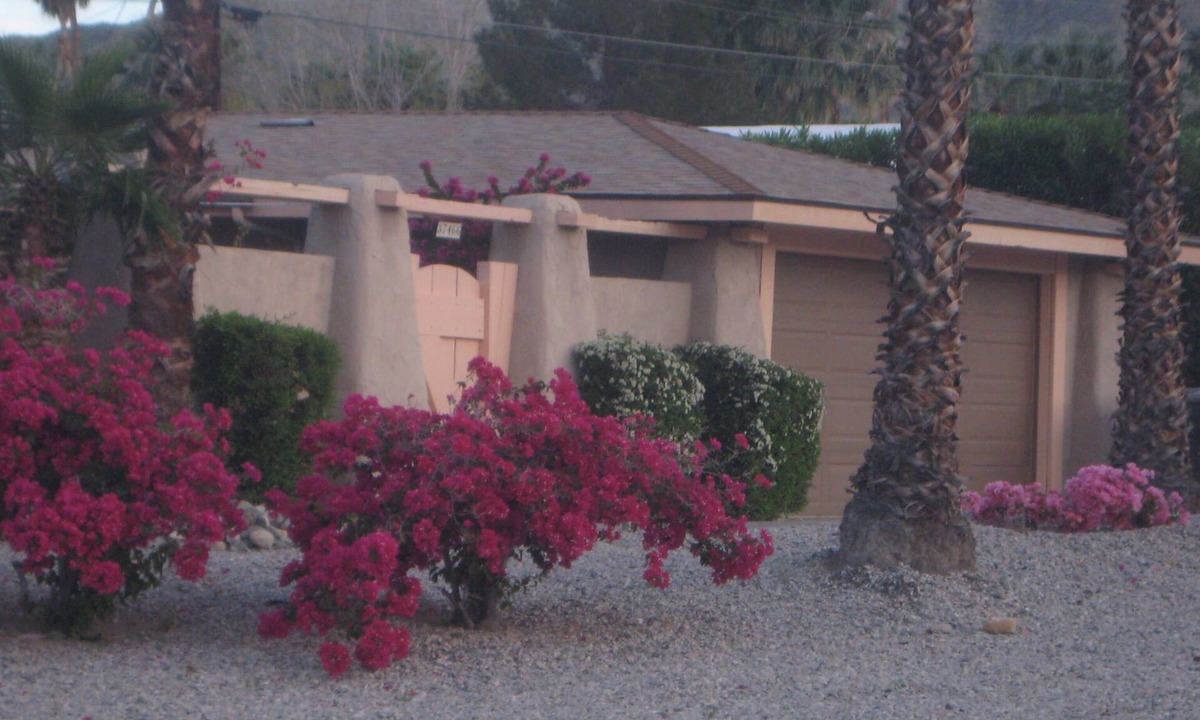 Cathedral City Cove House | Perfectly Located, Fun, Sun, Stay.Play!