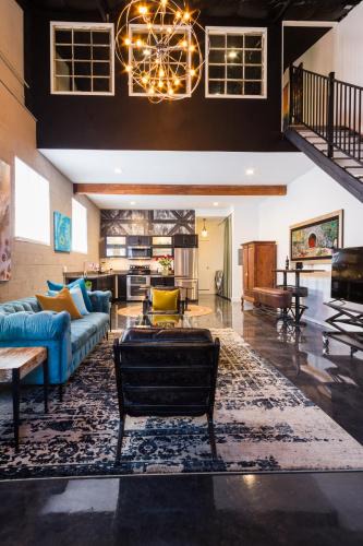 Petaluma Apartment | Petaluma Warehouse Lofts Unit D