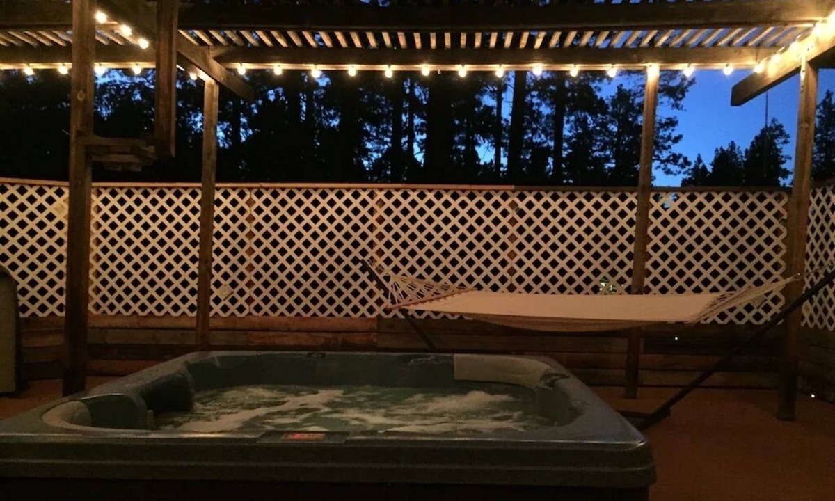 Big Bear House | PK Sweet Home Cozy, Quiet & Spacious at Big Bear