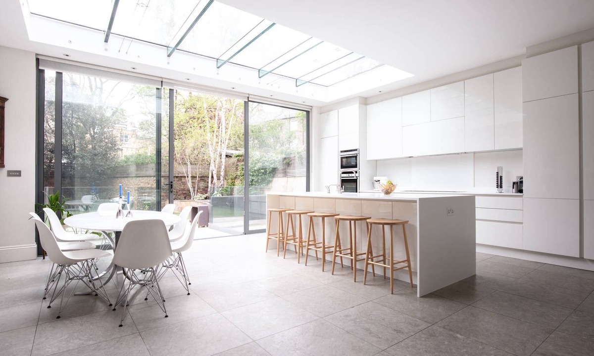 Addison Apartment | Poplar Grove by onefinestay