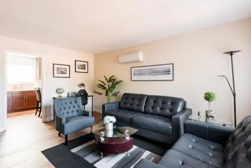 West San Jose Apartment | Posh home near Santana Row for vacation/business