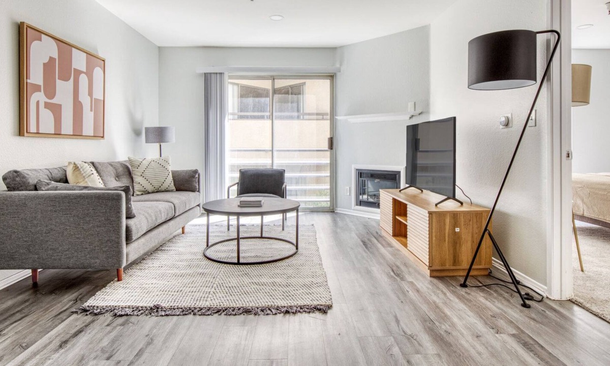 Sherman Oaks Apartment | Premium Sherman Oaks 1BR near Ventura Blvd shops, TJ + WF, by Blueground