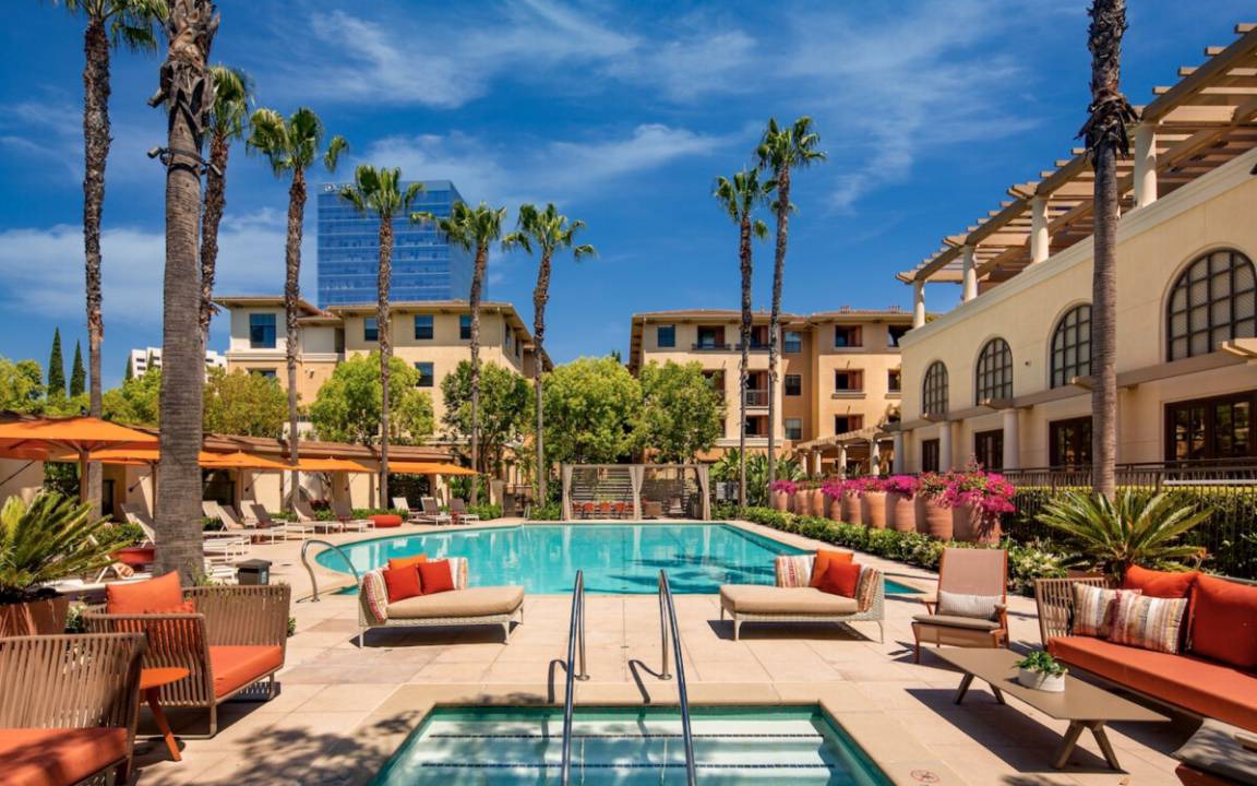 Irvine Resort | Private room ∙ 2 guests