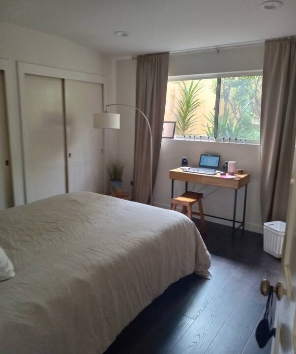 Malaga Cove Resort | Private room ∙ 1 guest