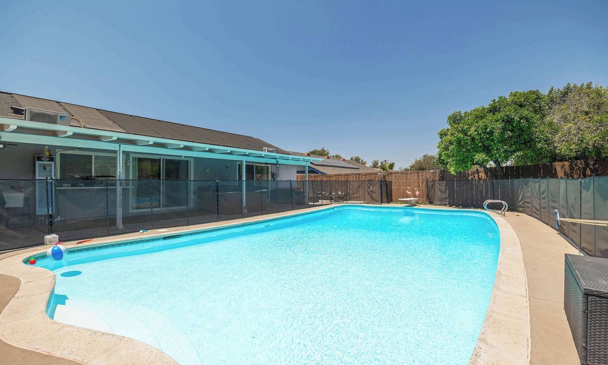 El Cajon House | Private Backyard Oasis w/Pool, Hot Tub & 2 Grills