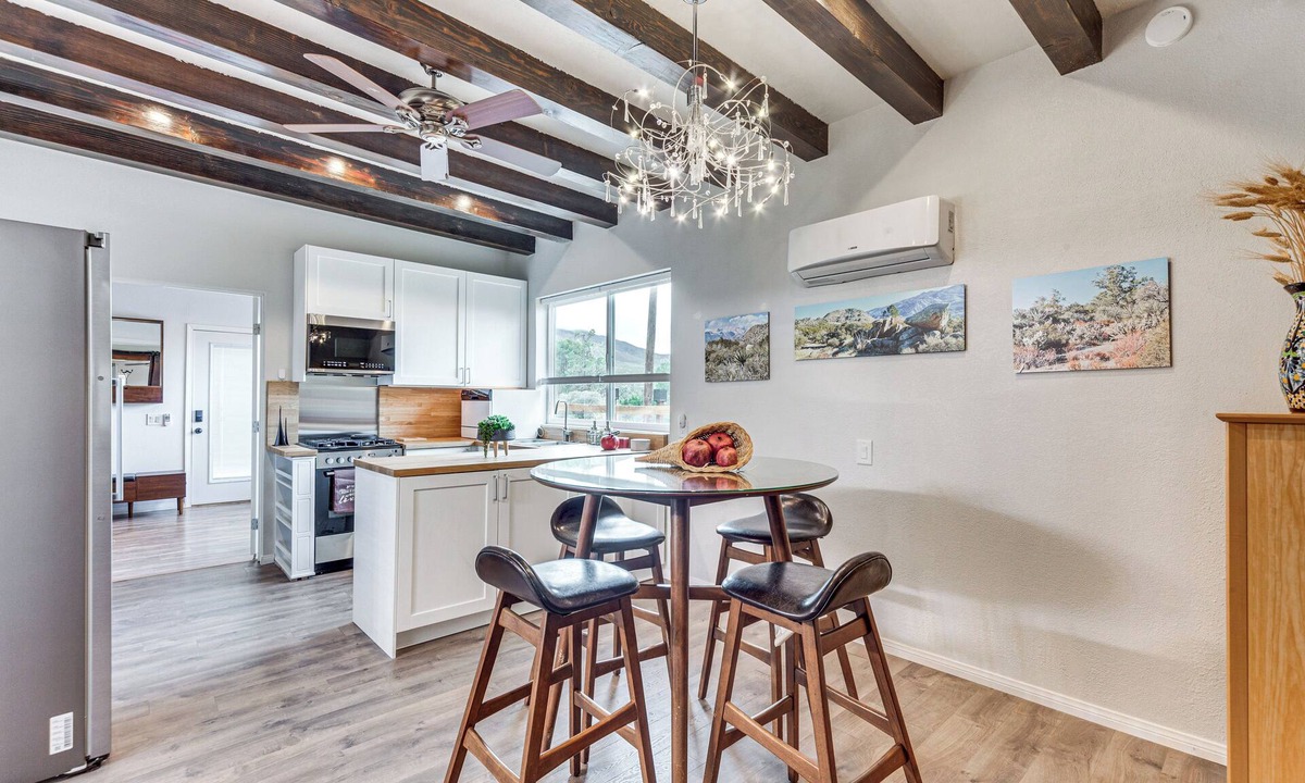 Pinyon Pines House | Private Deck + Views: Mountain Center Home!