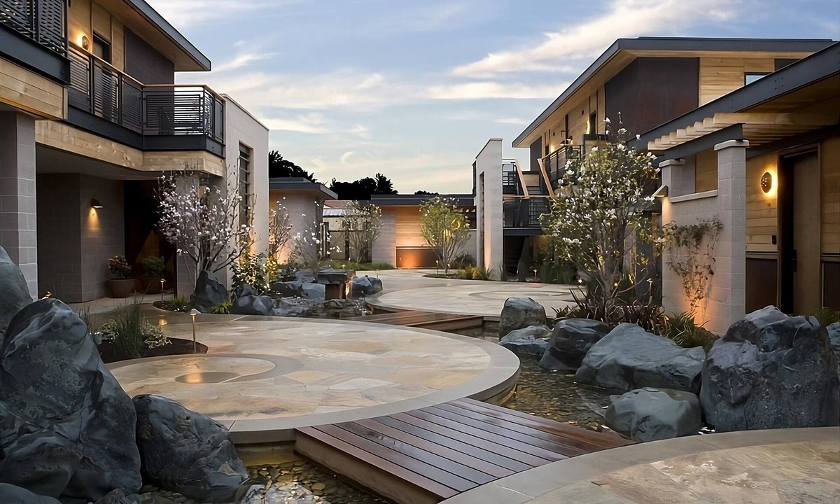 Yountville House | Private Haven of Refined Luxury! Rooftop Pool, Parking! Near Napa Valley Museum!