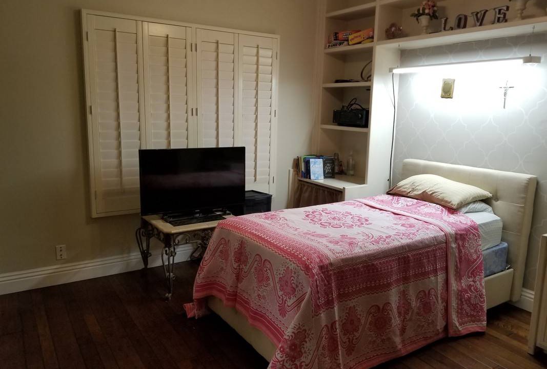 Huntington Beach Resort | Private room ∙ 1 guest