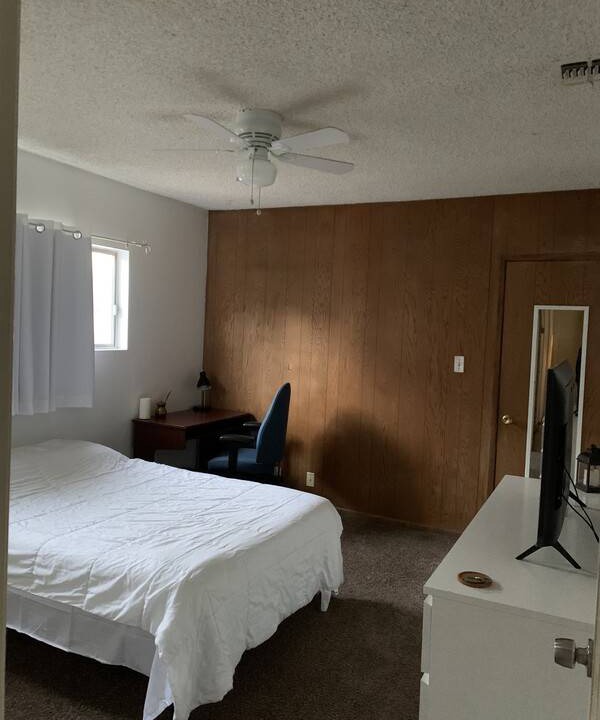 Harbor Resort | Private room ∙ 1 guest