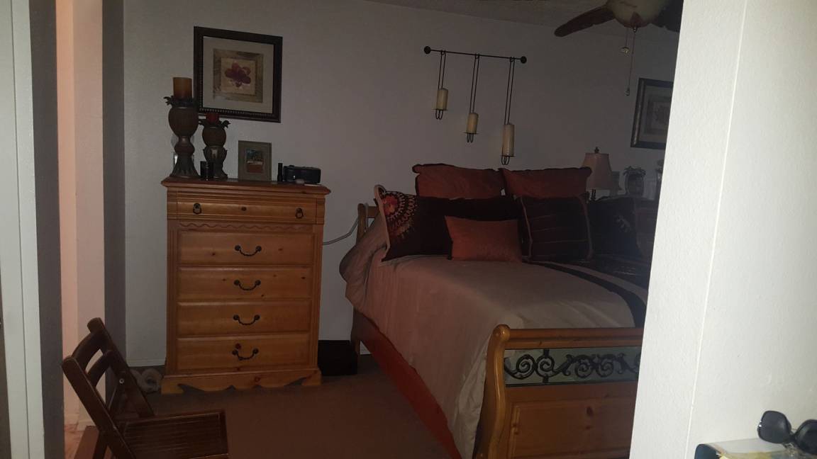 Riverside Resort | Private room ∙ 1 guest