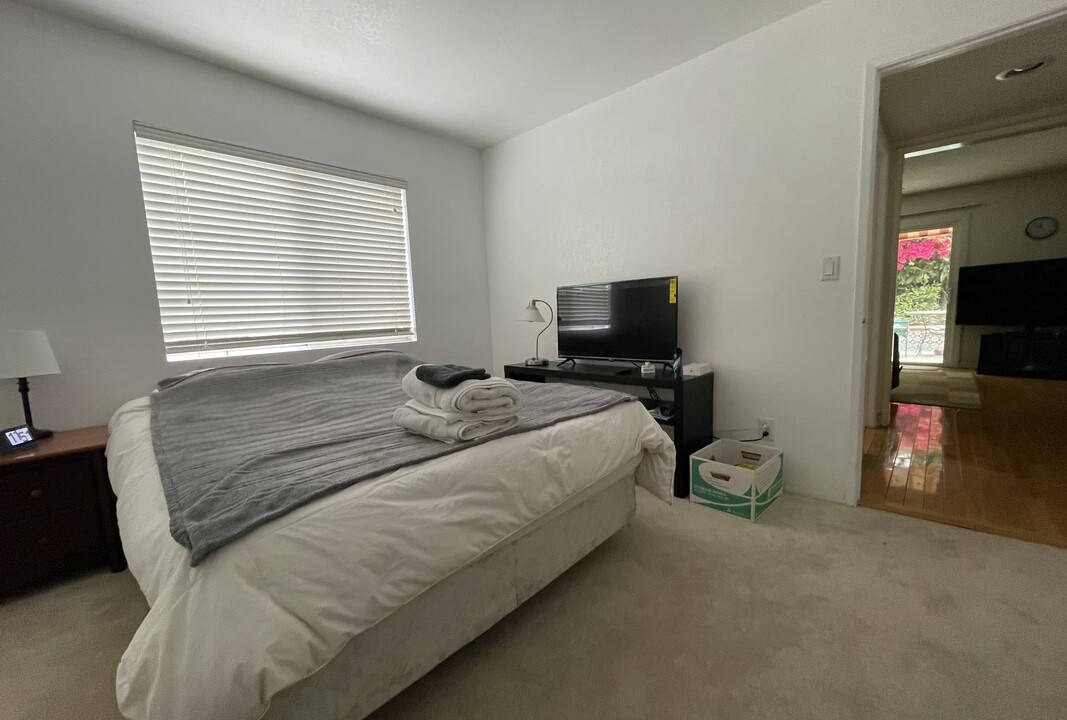 Monterey Park Resort | Private room ∙ 2 guests