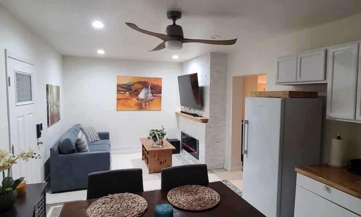 Central San Pedro House | Private suite in Cabrillo marina