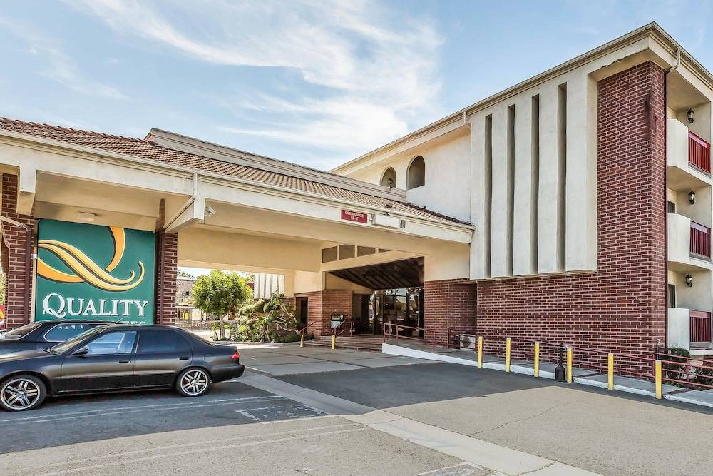 Lake Forest Hotel | Quality Inn & Suites Irvine Spectrum