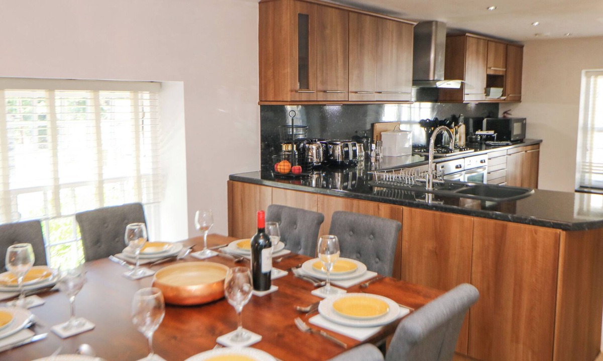 Stoney Middleton Cottage | Querc