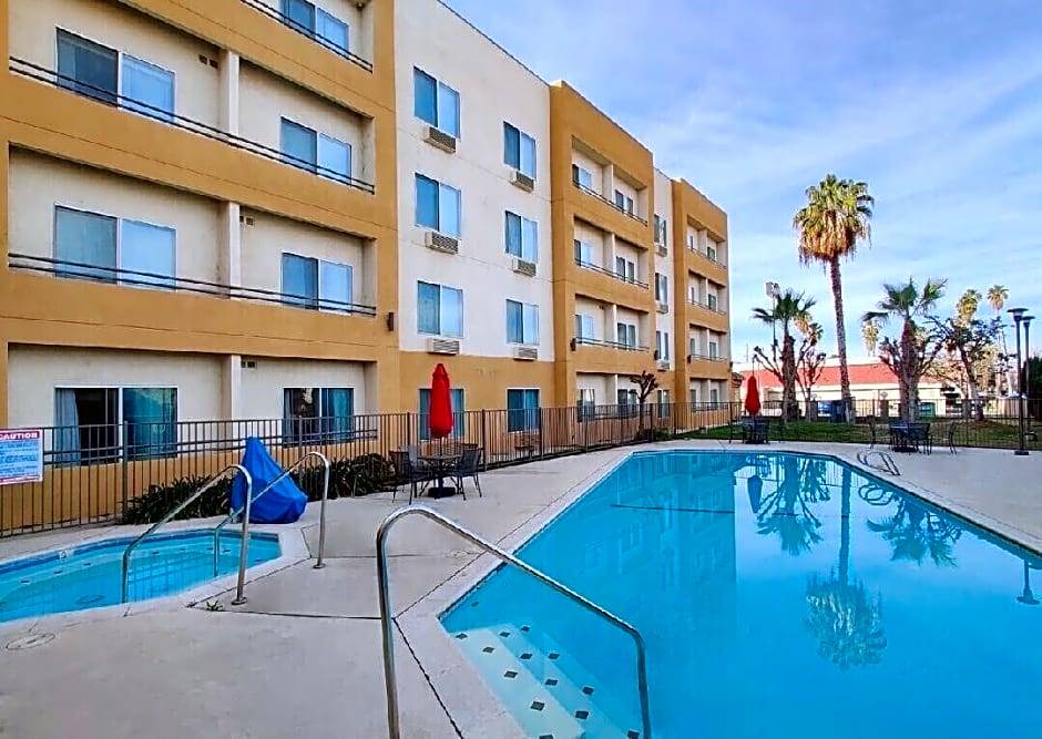 West Park Community Hotel | Ramada by Wyndham Bakersfield North