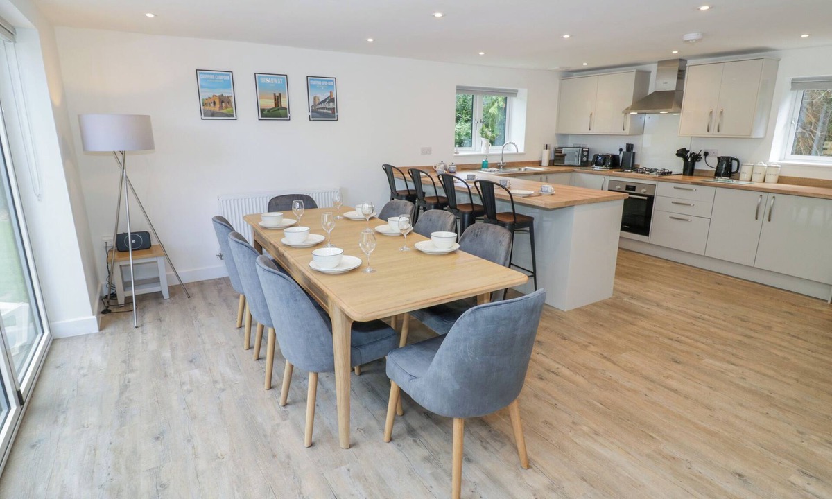 Cow Honeybourne Cottage | Ranch Cottage