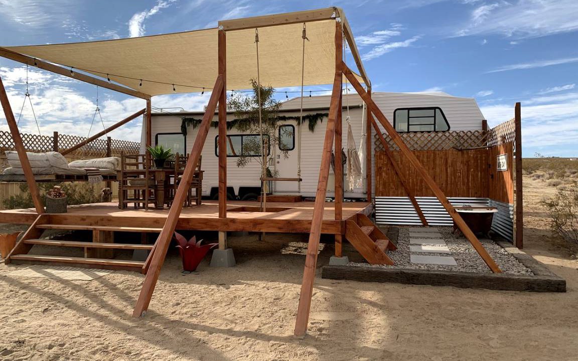 Landers RV Rental | Recreational vehicle (RV) ∙ 1 bedroom ∙ 2 guests