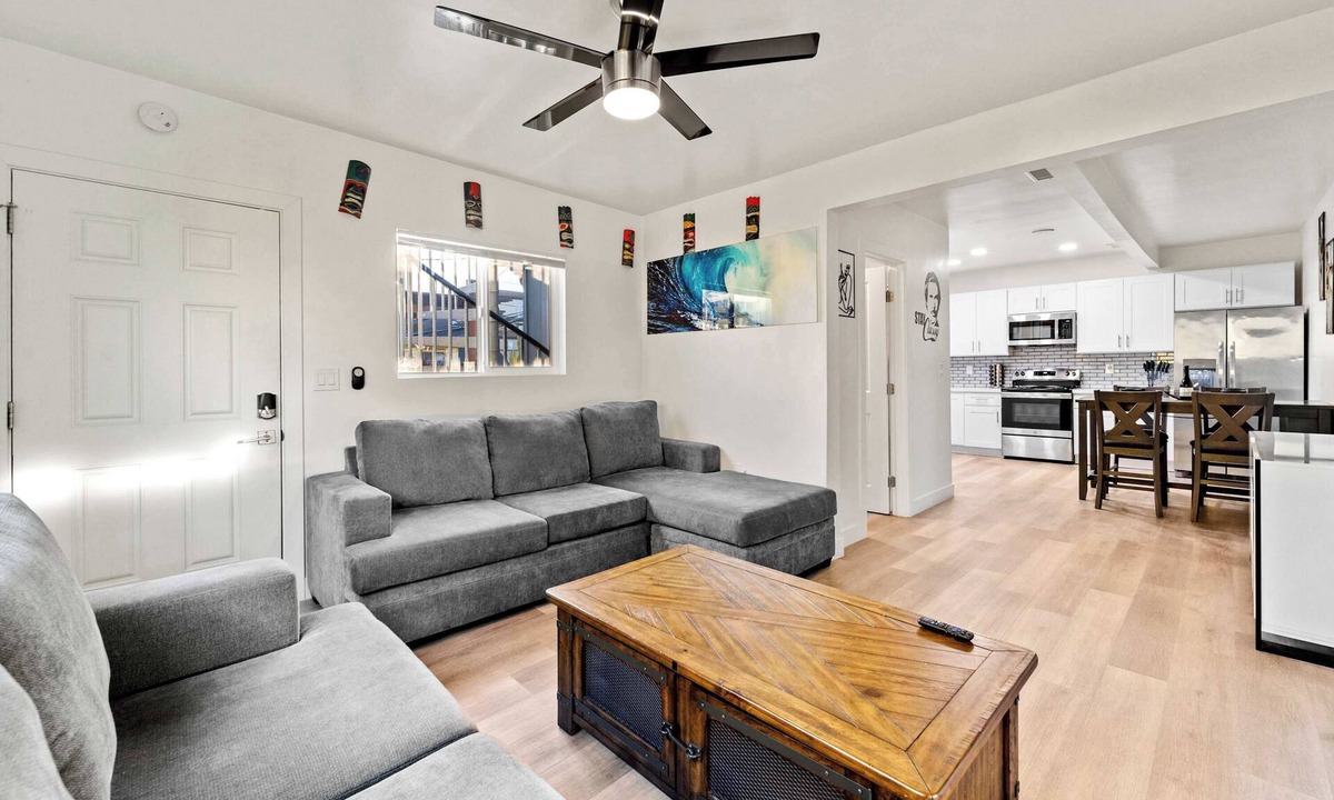 North Park Apartment | Relax in Modern 2BR Retreat | Rooftop Deck + Views