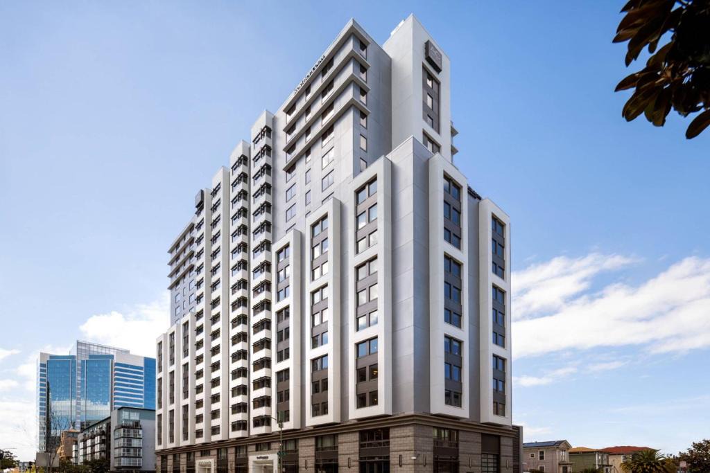 Uptown Oakland Hotel | Residence Inn by Marriott Oakland Downtown