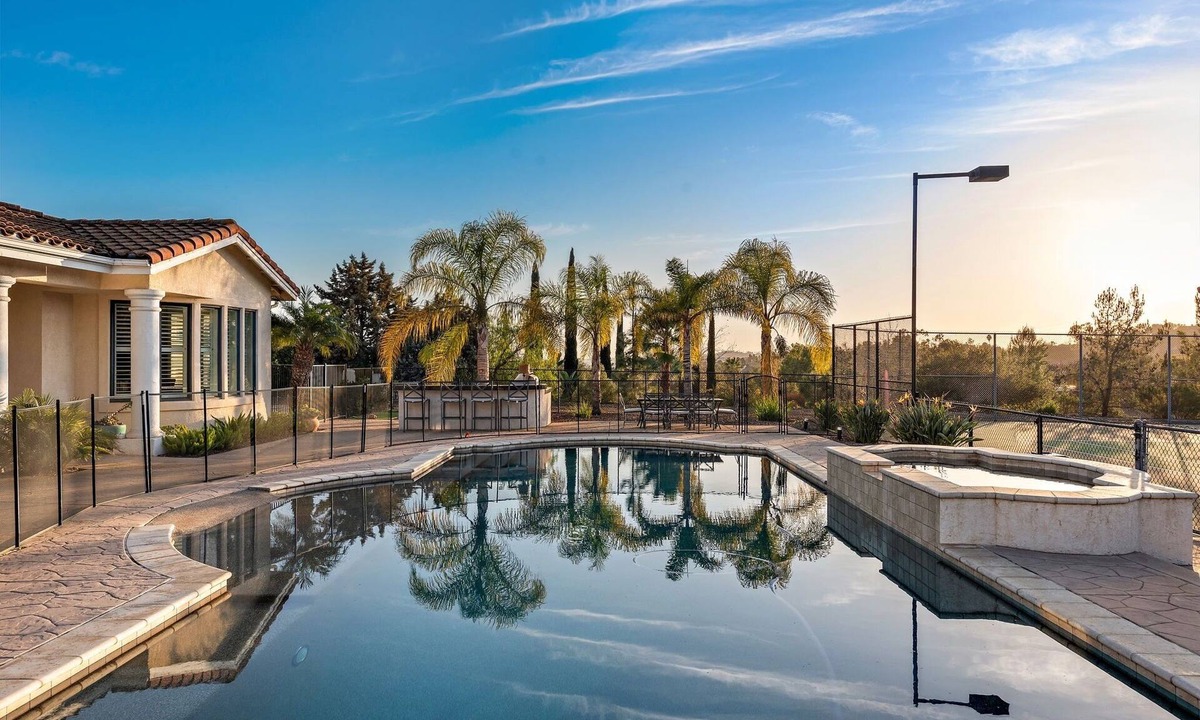 Fallbrook House | Resort Style Home With Luxury Amenities - Lighted Pool, Tennis Pickleball Court