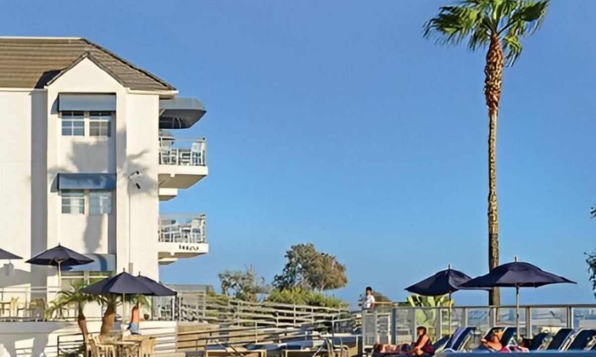 Capistrano Beach Apartment | Riviera beach & Shores 2 bedroom · Two Bedroom Suite at Capistrano Beach!