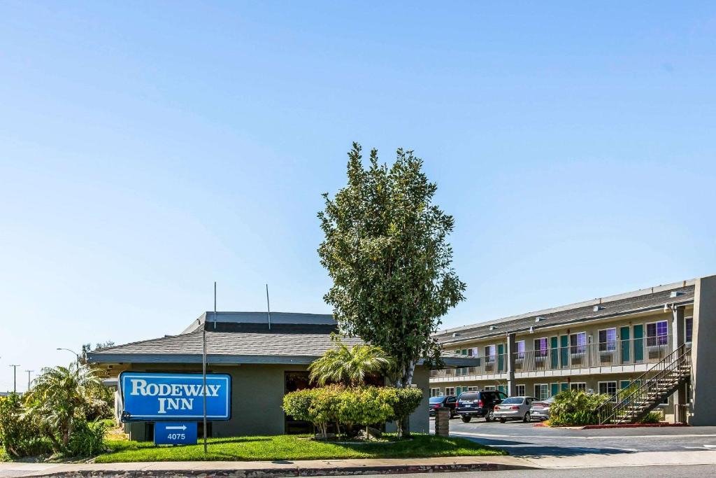 Guasti Hotel | Rodeway Inn Ontario Mills Mall