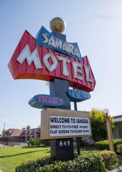 Southwest Anaheim Hotel | Sahara Motel