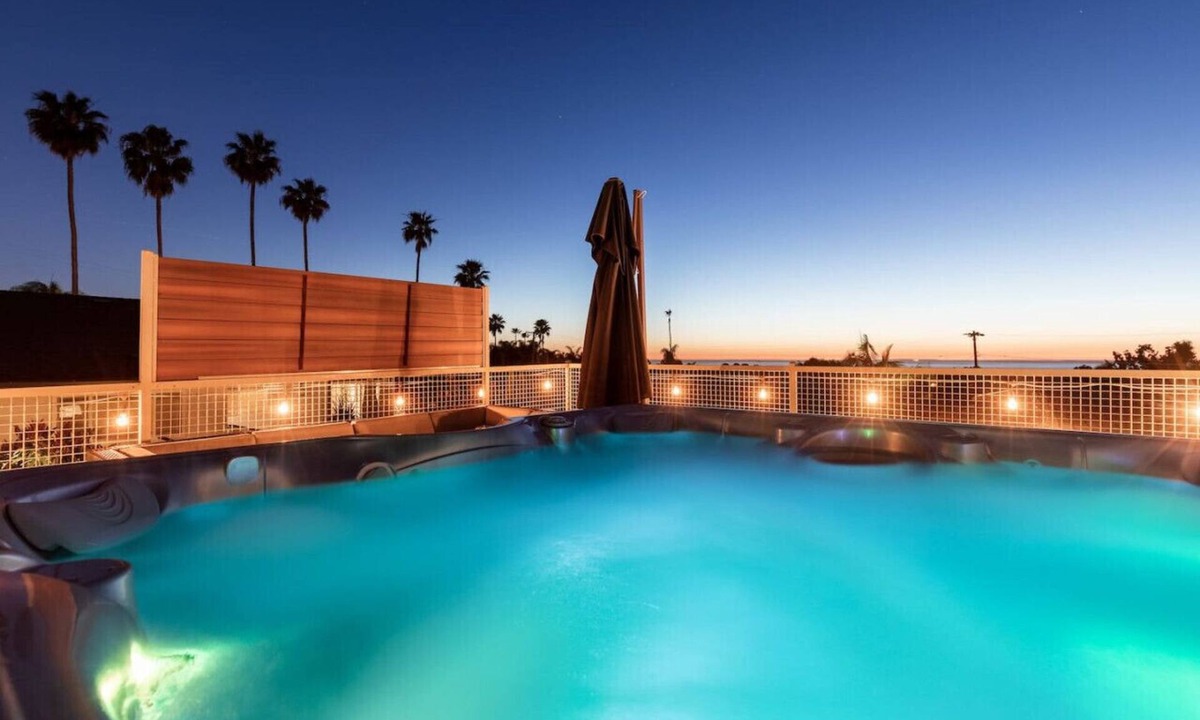 Encinitas House | San Diego Staycation Home with Hot Tub Ocean Views