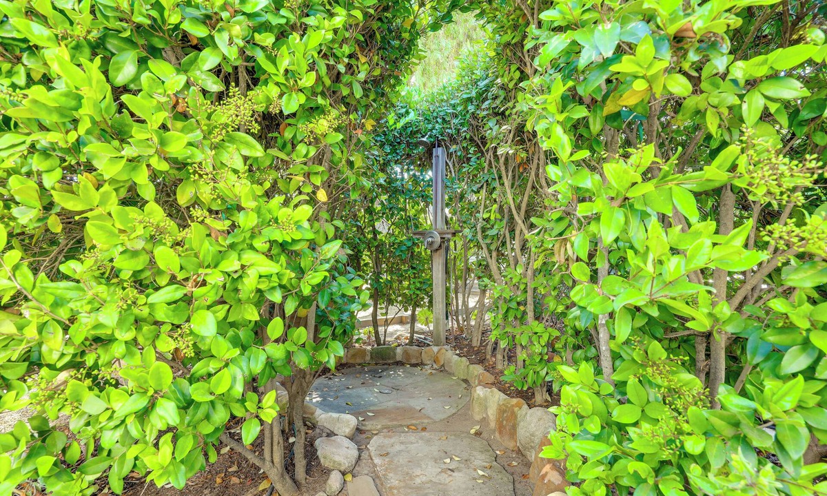 Santa Barbara Cottage | Santa Barbara Vacation Rental w/Pool & Hot Tub!