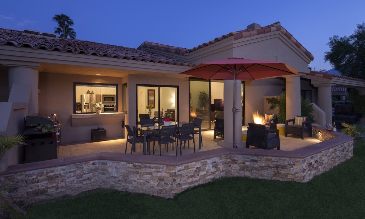 La Quinta Condo | SAVE! Luxury PGA West Condo-Mountain Views, 4-Seater Golf Cart, Bikes & More!