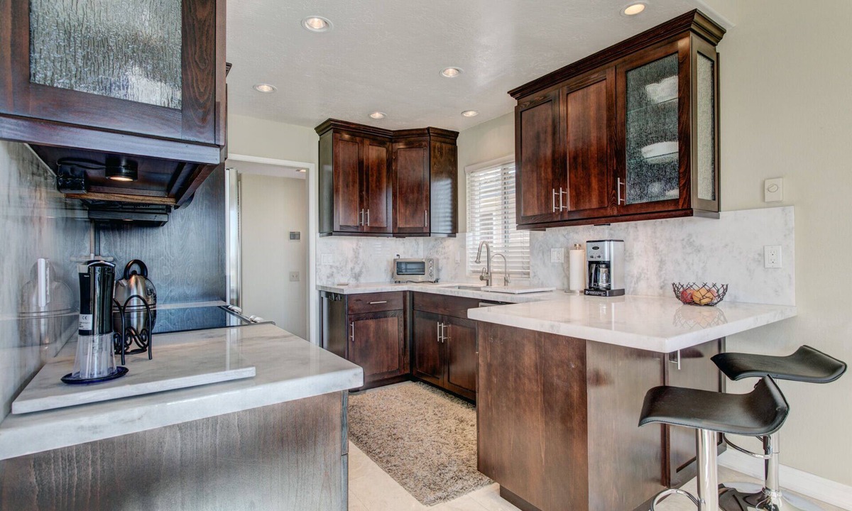 Solana Beach Condo | Sea Biscuit's Ocean View - Race Track & Dog Beach!