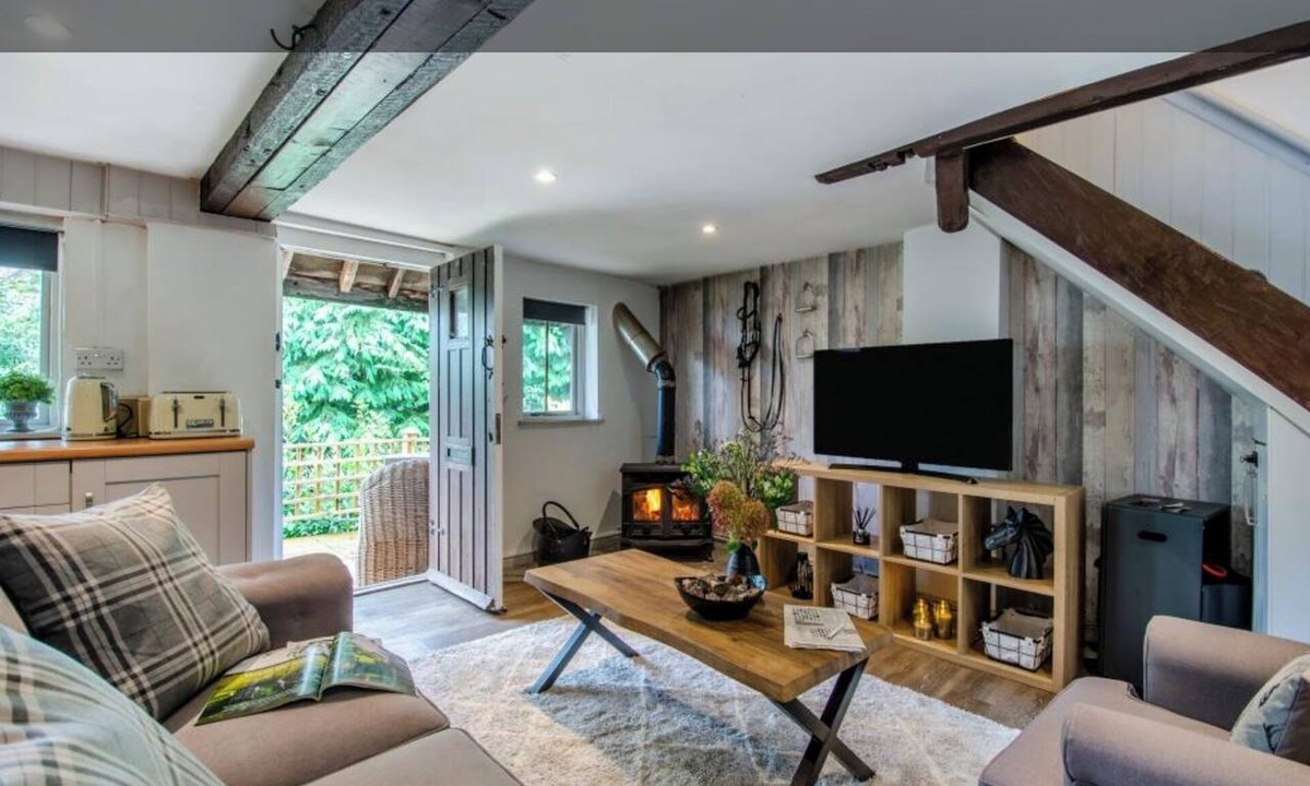 Sedgeberrow Cottage | Serene 2-bedroom country cottage in the charming Cotswolds, perfect for relaxing