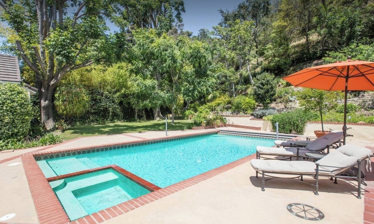 Bel Air House | Serene and Private Residence on the Hills of Bel Air with salt water pool