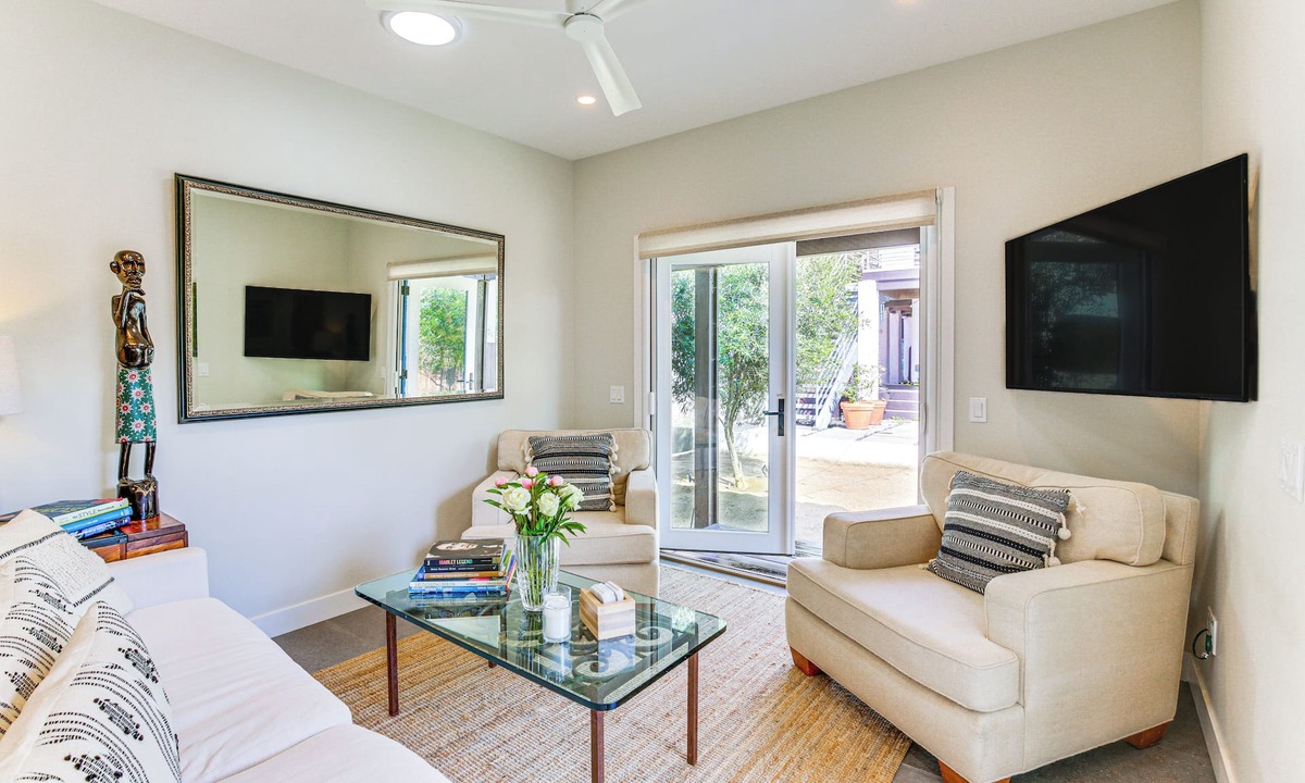 Point Loma House | Serene San Diego Retreat w/Deck - Walk to Bay!