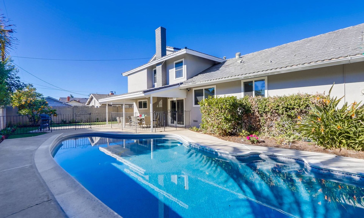 Orange House | Serene Upgraded Home: Pool w/Gate, Game Room